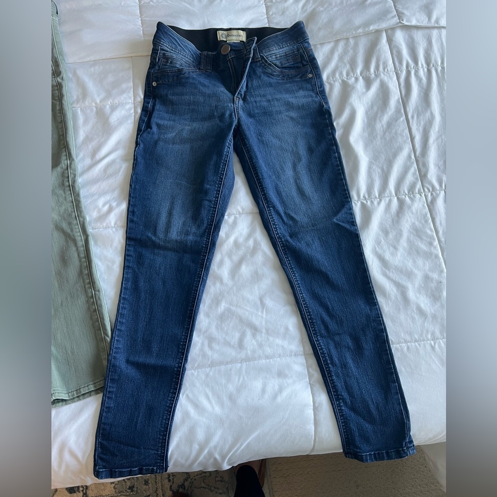 Size 2 democracy absolution skinny jeans